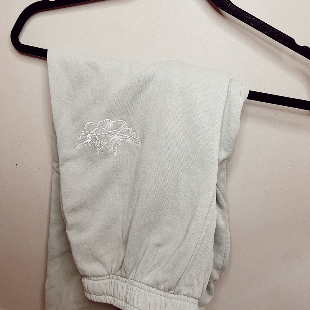 Boys lie joggers